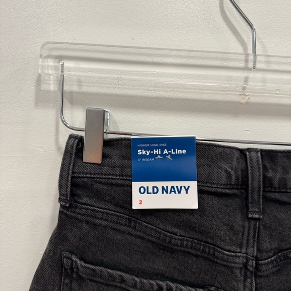 Old Navy Higher High Waisted Button Fly Sky Hi A-Line Black Cut-Off Jean Shorts - Picture 6 of 8